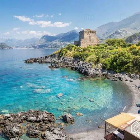 La Bruca Отель 4*