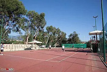 La Bruca Hotel 4*